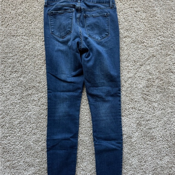Old Navy Rockstar Blue Skinny Jeans with Contrast Hem Size 6 Tall 29 in inseam - Picture 9 of 9